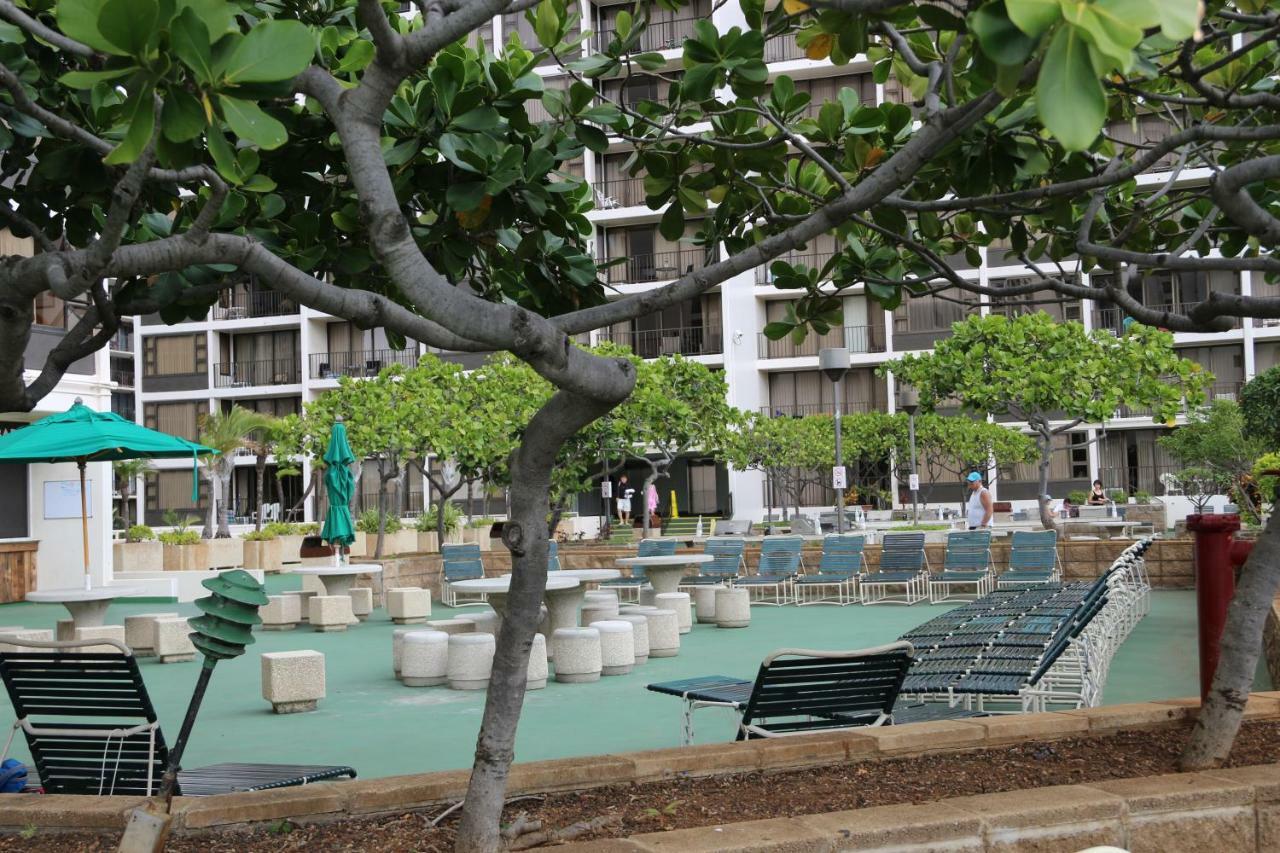 Waikiki Banyan T1-3204 Apartment Honolulu Exterior photo